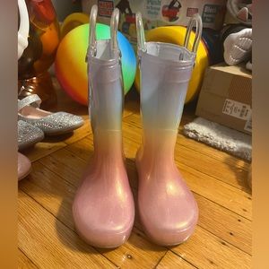 Cat & Jack Rainbow Ombré Rainboots Size 8